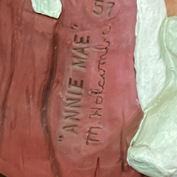 All God's Children "Annie Mae" Figurine, #57 - Picture 6 of 6